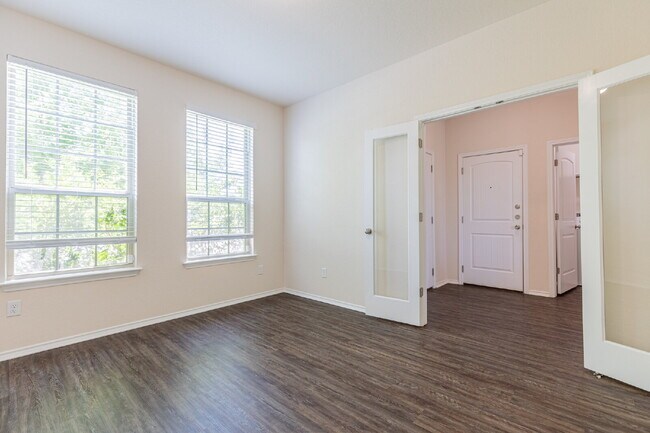 Building Photo - 11219 Pomona Park
