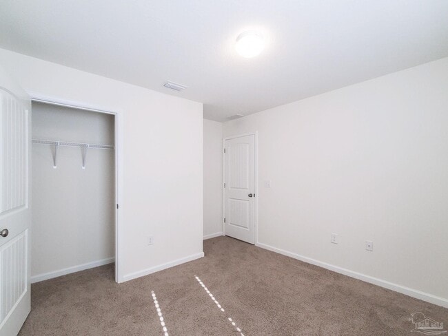 Building Photo - 5810 Paddock Way