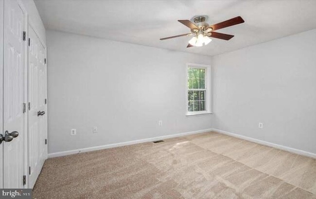 Building Photo - 206 Cedar Ridge Dr