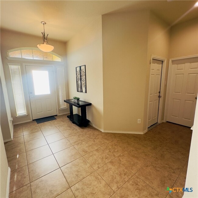 Building Photo - 1521 Starlight Dr