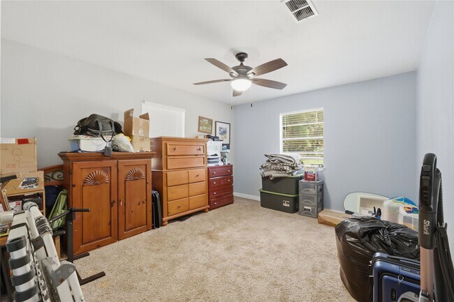 Building Photo - 700 Butler Dr