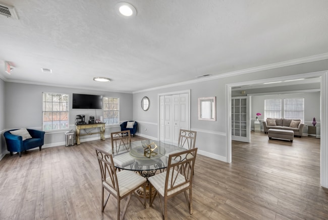 Building Photo - 1109 Chase Ridge Dr