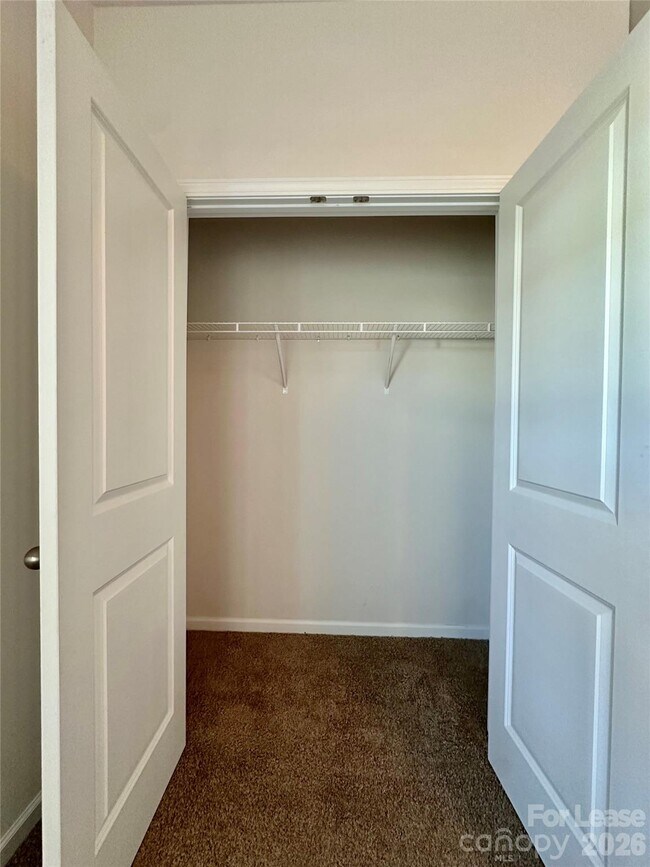 Building Photo - 147 N Ranney Way