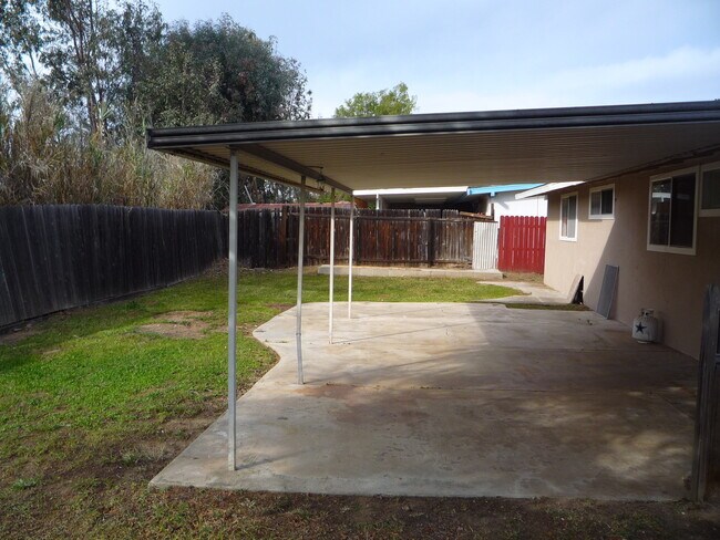 Building Photo - Poway Three Bedroom Home for Rent