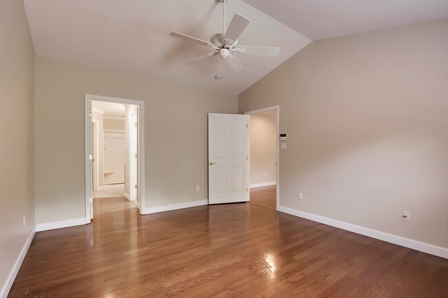 Building Photo - 540 Battlecreek Way