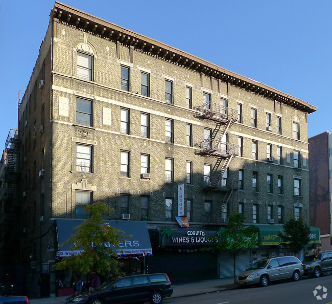 Primary Photo - 182 Sherman Ave