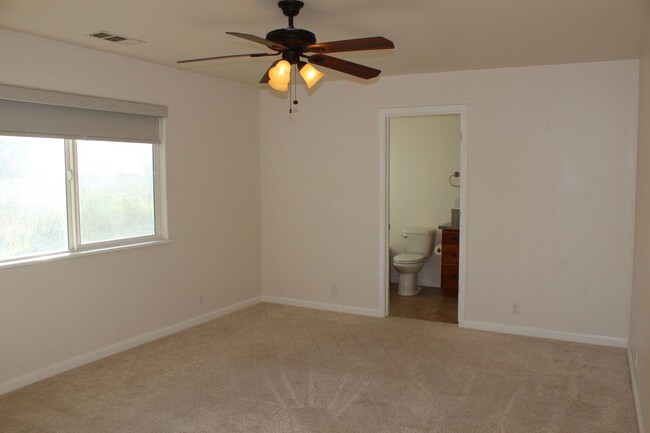 Building Photo - Available Soon! Must See 2 Bedroom Home Lo...