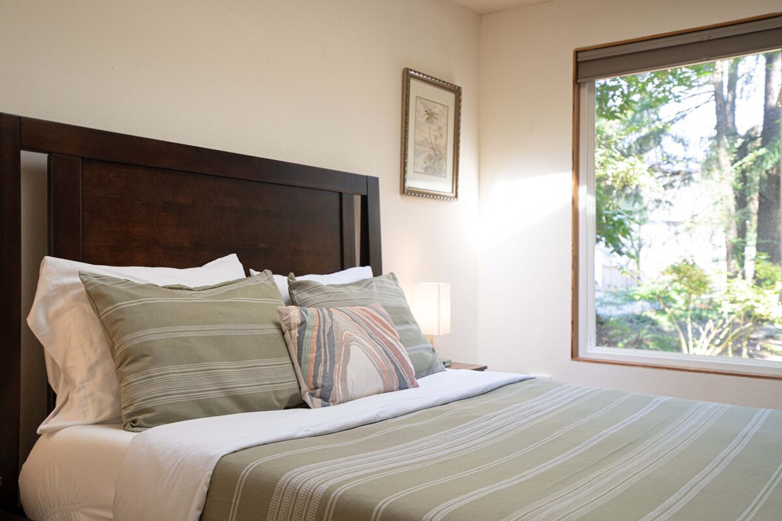 Building Photo - 16441 SE 42nd Pl