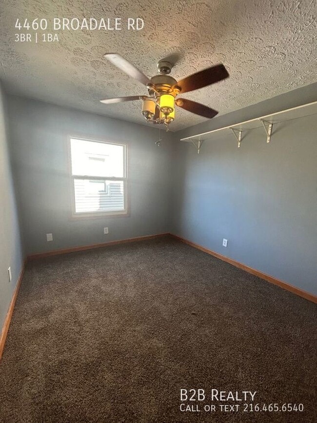 Building Photo - 4460 Broadale Rd