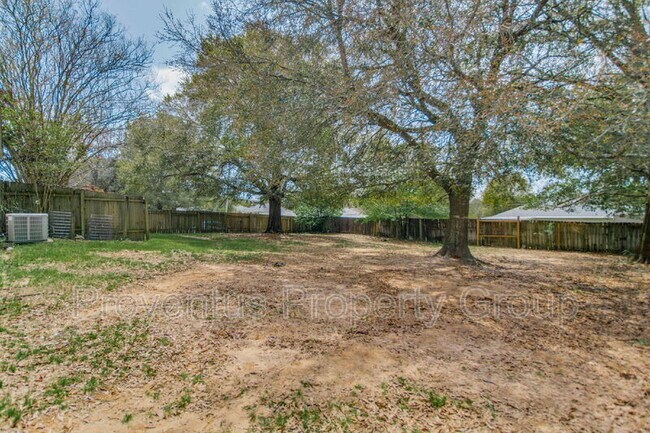 Building Photo - 3661 London Rd