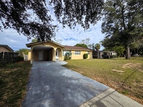 Building Photo - 3-Bed, 2-Bath Home with Private pool with included maintenance