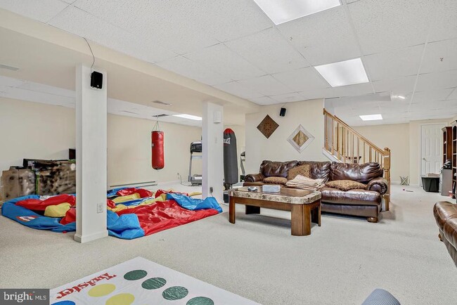 Building Photo - 201 Sunbrook Dr