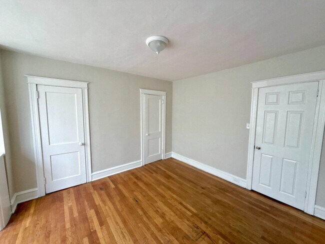 Building Photo - 3208 W Willard St