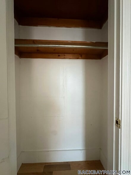 Building Photo - 272 Newbury St