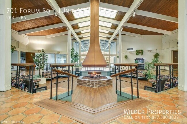 Building Photo - 701 Forum Square