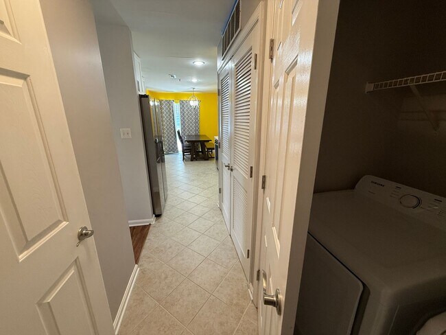 Building Photo - Spacious 2-Level Condominium