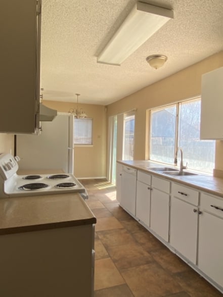 Building Photo - 7106 Swinford