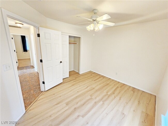 Building Photo - 3120 E Easy St