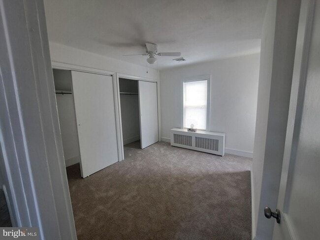 Building Photo - 129 Bellevue Ave