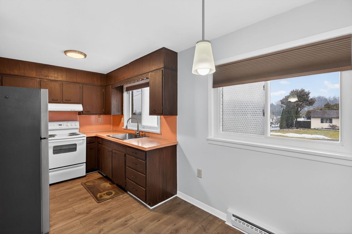 Building Photo - 602 E Lexington St