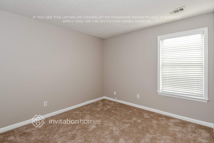 Building Photo - 2206 Sprucewood Dr NW