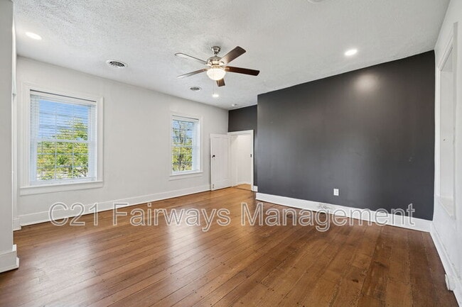 Building Photo - 8113 US-22