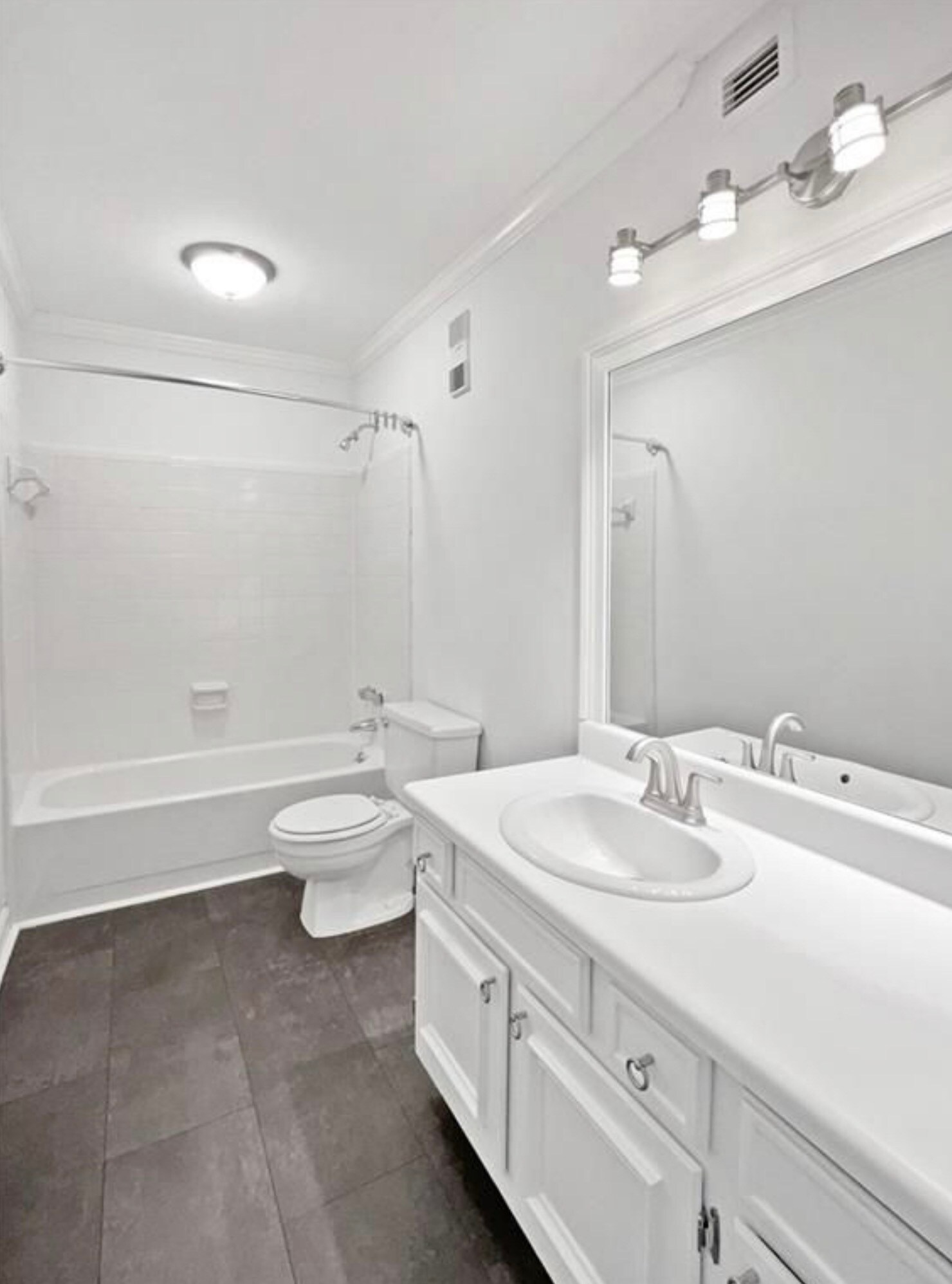 Building Photo - 607 Park Ridge Cir