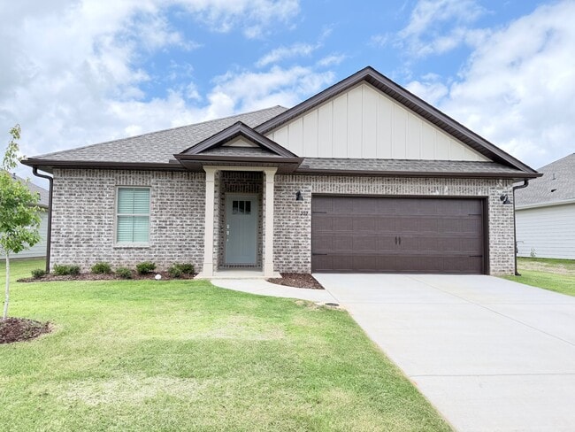 Building Photo - 202 Cobbdale Park Dr