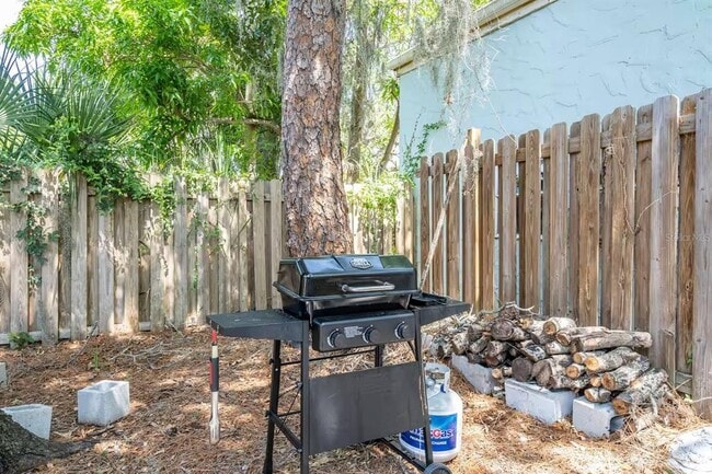 Building Photo - 1317 13th St