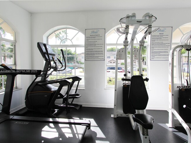 Building Photo - 5755 NW 115th Ct