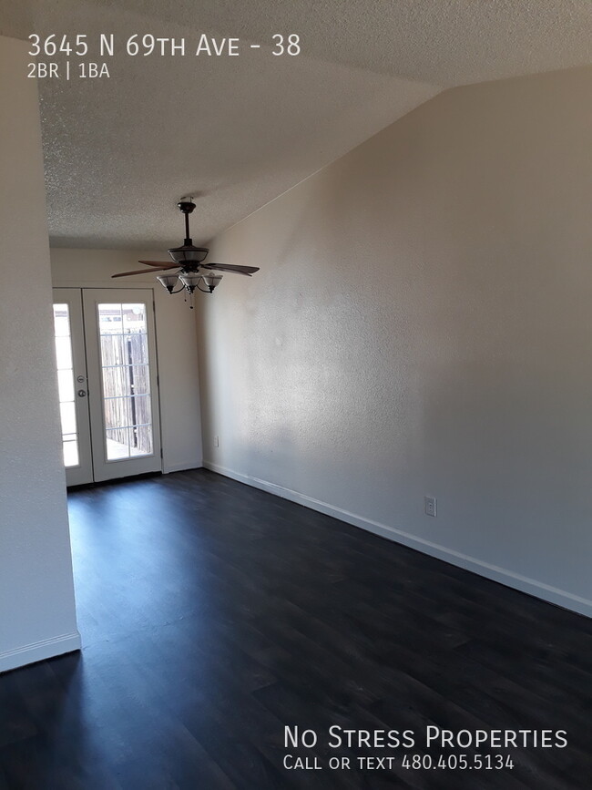 Building Photo - 2 Bed Condo off 67th Ave and Osborn Rd!