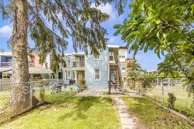 Building Photo - 152 E South St