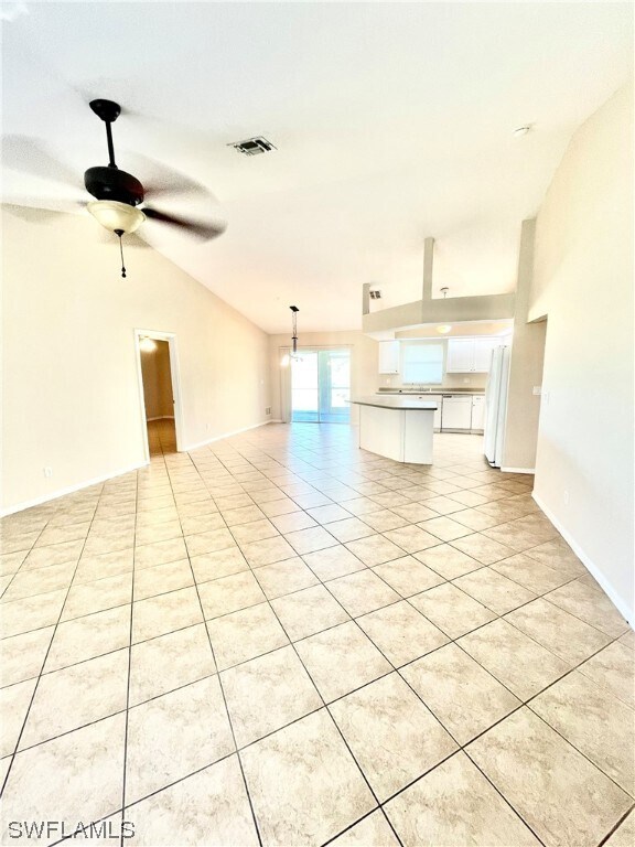 Building Photo - 1715 NW 9th Pl