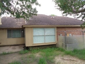 Building Photo - 1211 Grand Jct Dr