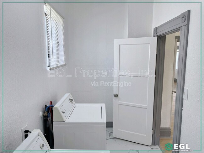 Building Photo - 9436 Firth Blvd