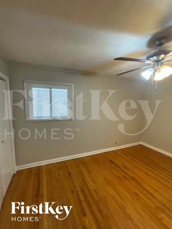 Building Photo - 22728 Ridgeway Ave