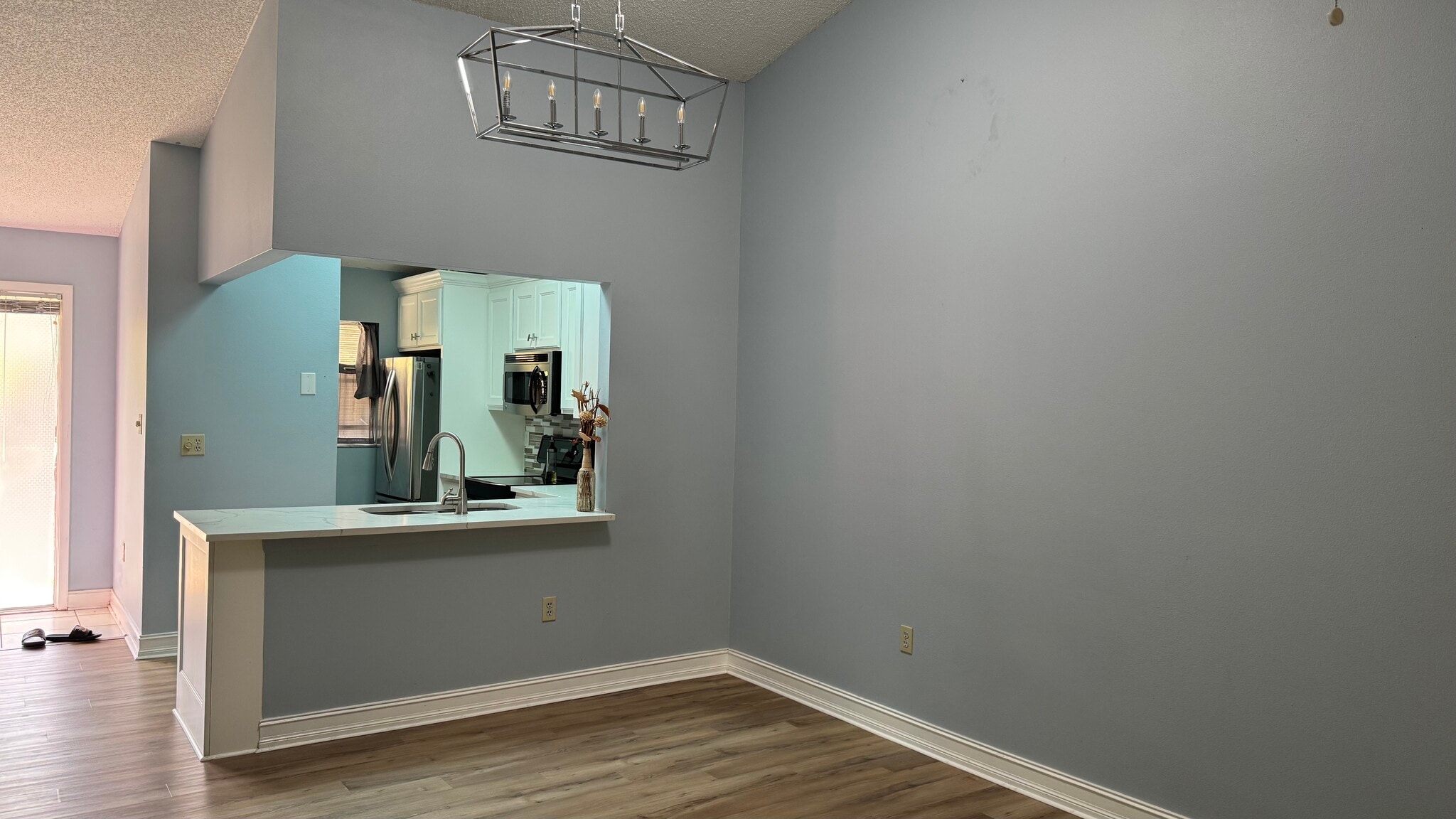 Building Photo - 746 N Jefferson Ave