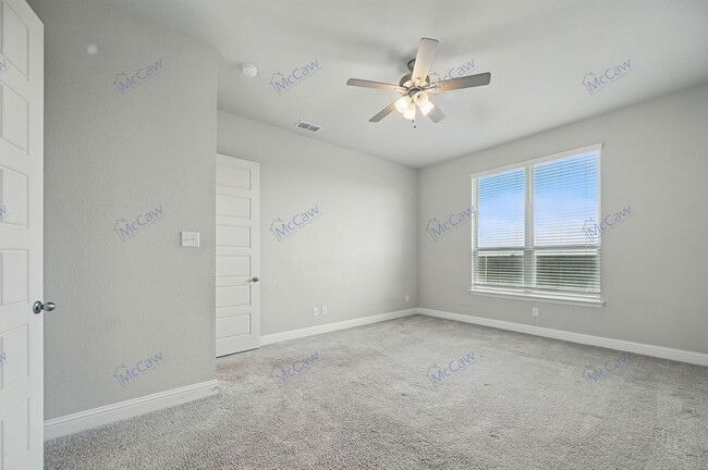 Building Photo - 2333 Rams Horn Dr