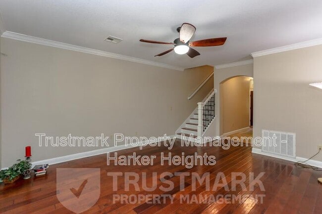 Building Photo - 3104 Sabine Cove