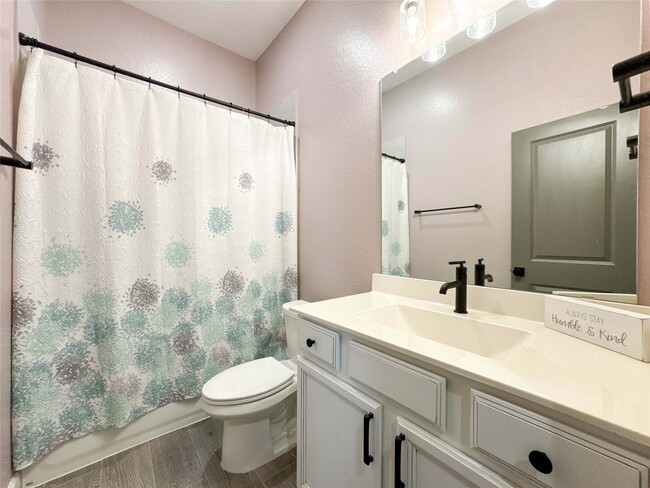 Building Photo - 9718 Starry Night Ln