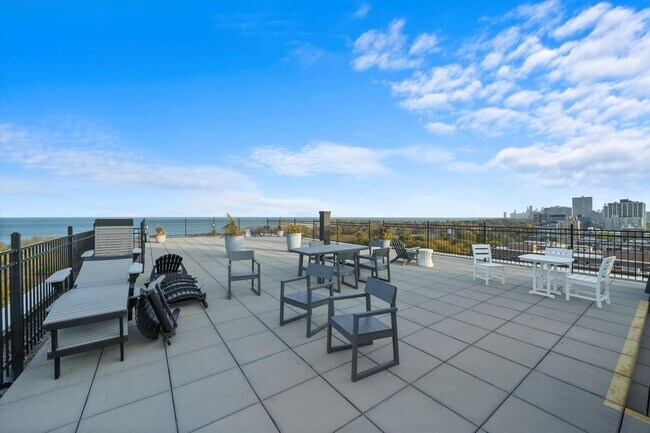 Building Photo - 4970 N Marine Dr