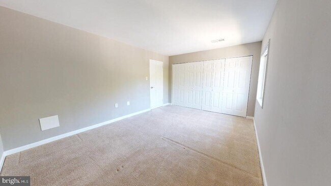 Building Photo - 1425 Northgate Square