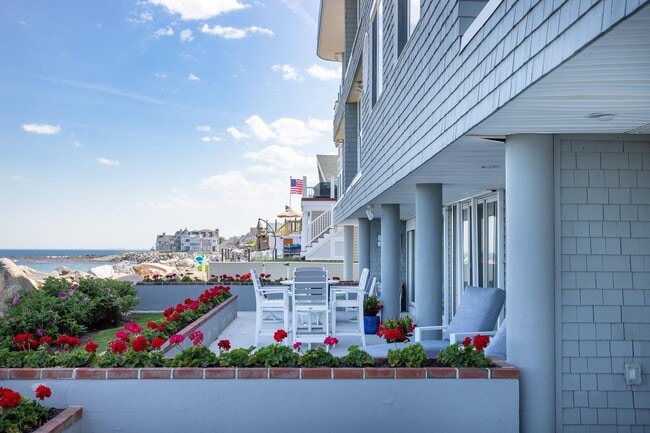 Building Photo - 1044 Ocean Blvd