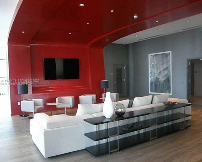 Building Photo - 1100 S Miami Ave