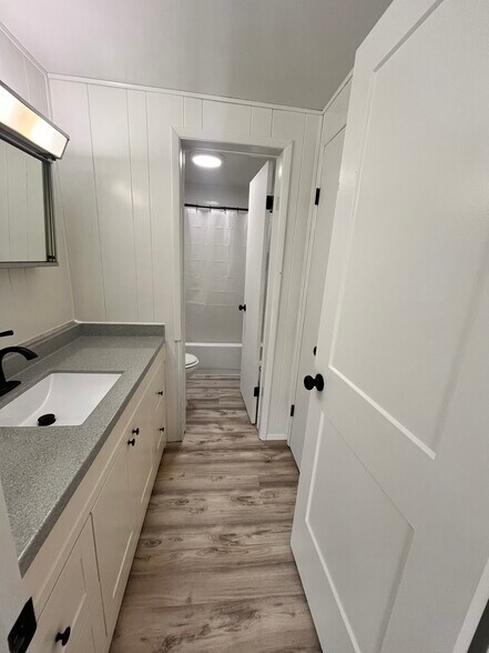 Bathroom - 326 Menomonee St