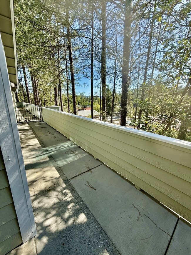 Building Photo - 133 Argall Way