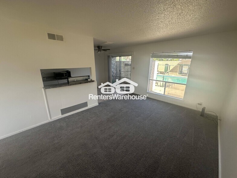 Building Photo - 9915 Powhatan Dr