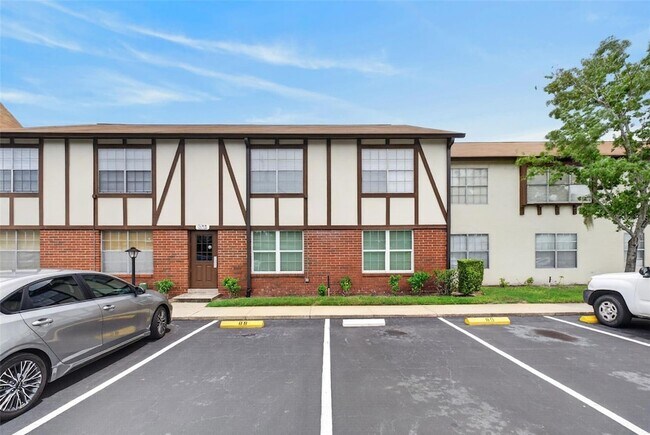 Building Photo - 5301 Hansel Ave