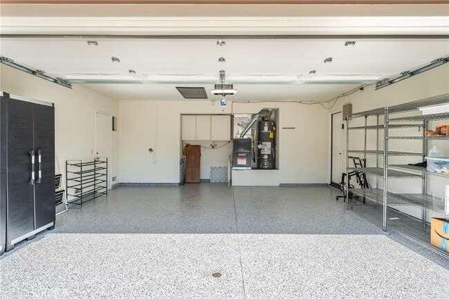 Building Photo - 6430 Regents Ct