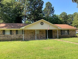 Building Photo - 100 Medina Dr